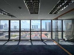 High Street Centre (D6), Office #572565701